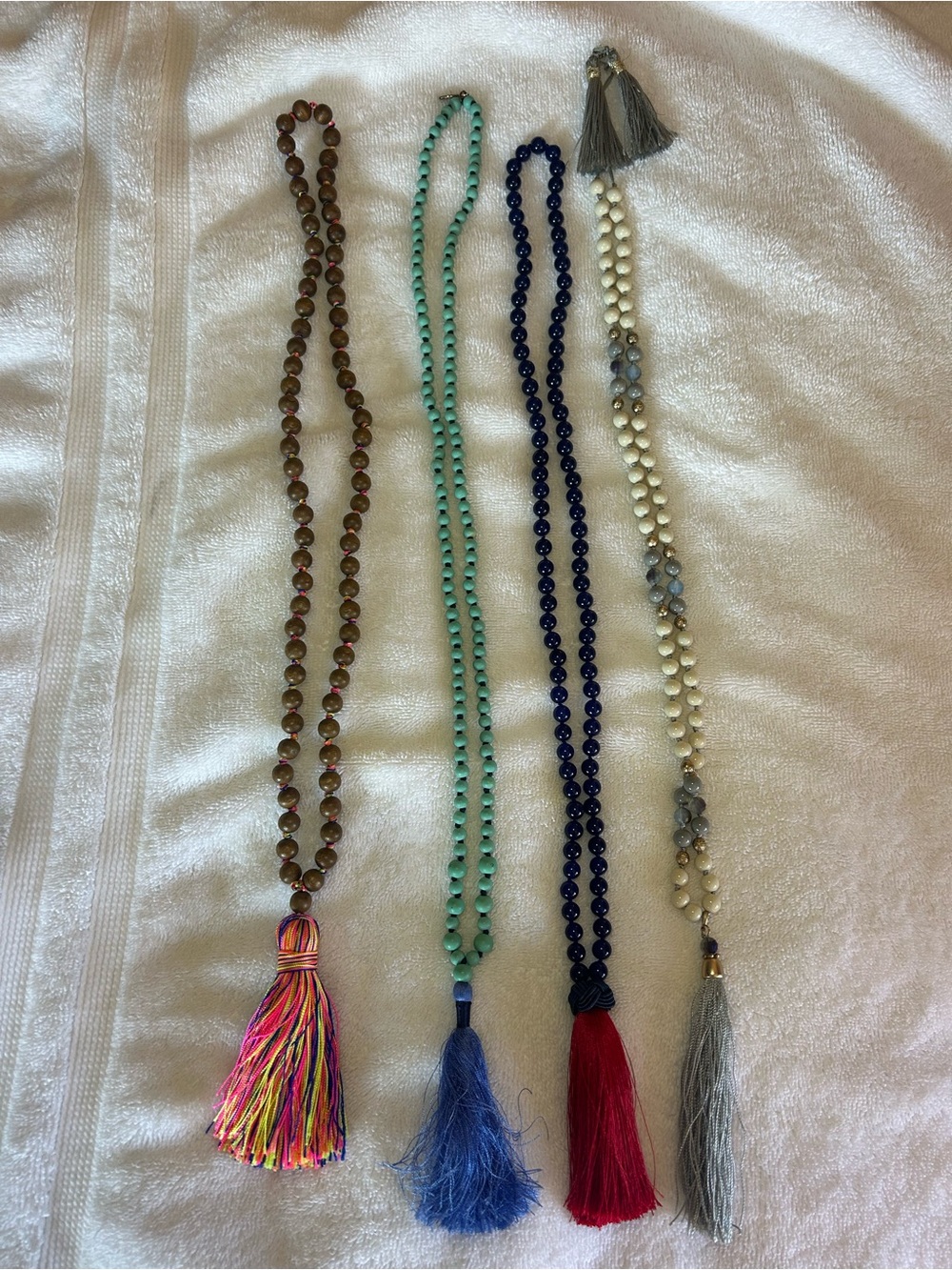 VINEYARD VINES Beaded Tassel Necklace - Multicolor, Turquoise, Navy, Red, Cream